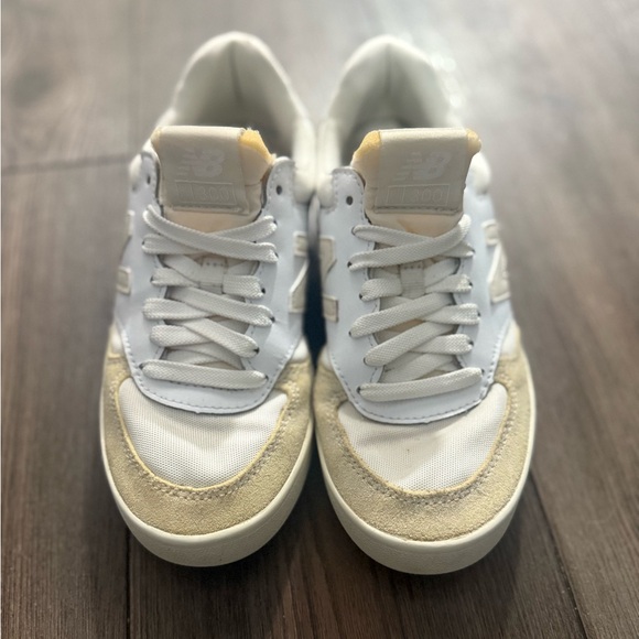 New Balance CT300 Women’s 6.5 Men’s 5 White Cream Suede Gum Sole Sneakers - Picture 9 of 10